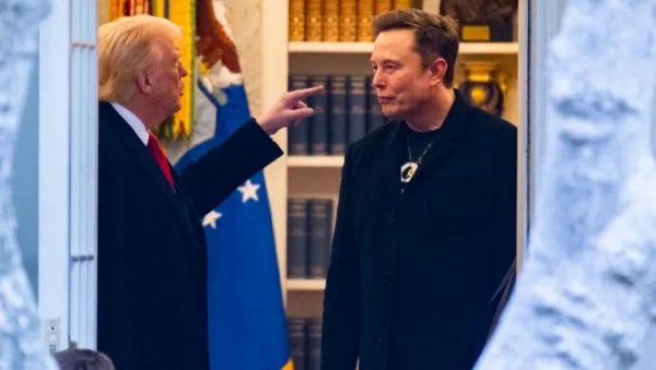 亿海配资 友谊的小船翻了！特朗普与马斯克“骂战”突然升级，他们为何而吵？